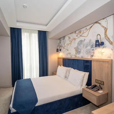 Hotel Querencia 3*
